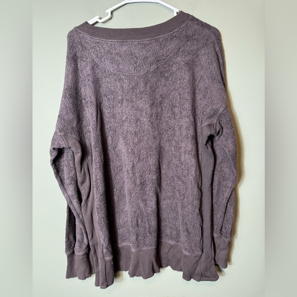 Aerie Women’s‎ Oversized Brown Crew Neck Sweatshirt Size Small - Picture 3 of 5